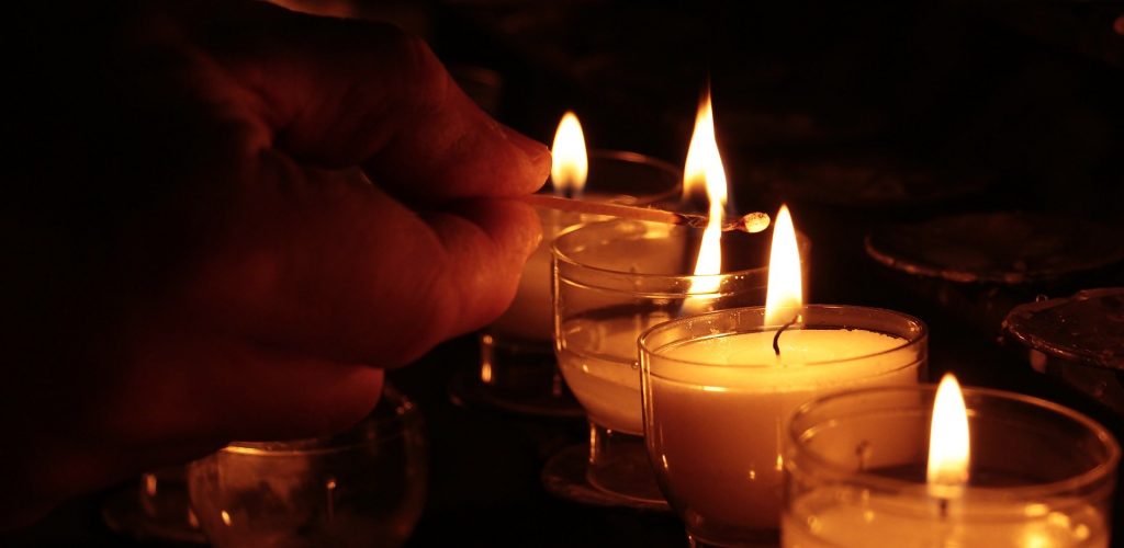 Velas aromáticas y seguridad contra incendios